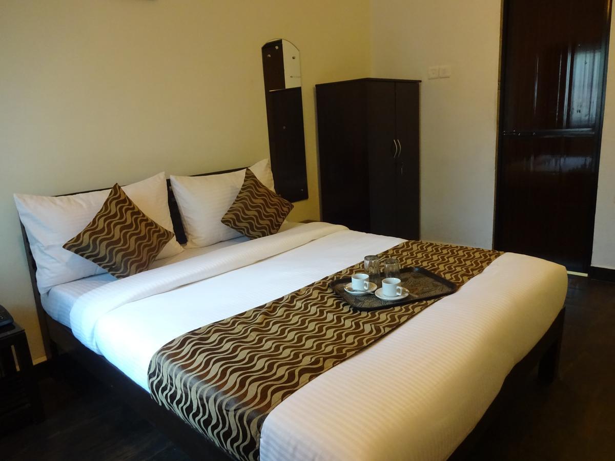 Hotel Sai 巴加 外观 照片