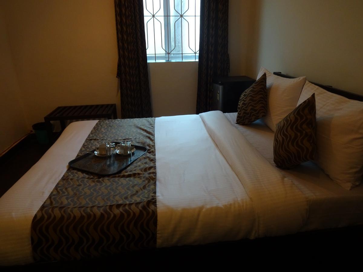 Hotel Sai 巴加 外观 照片